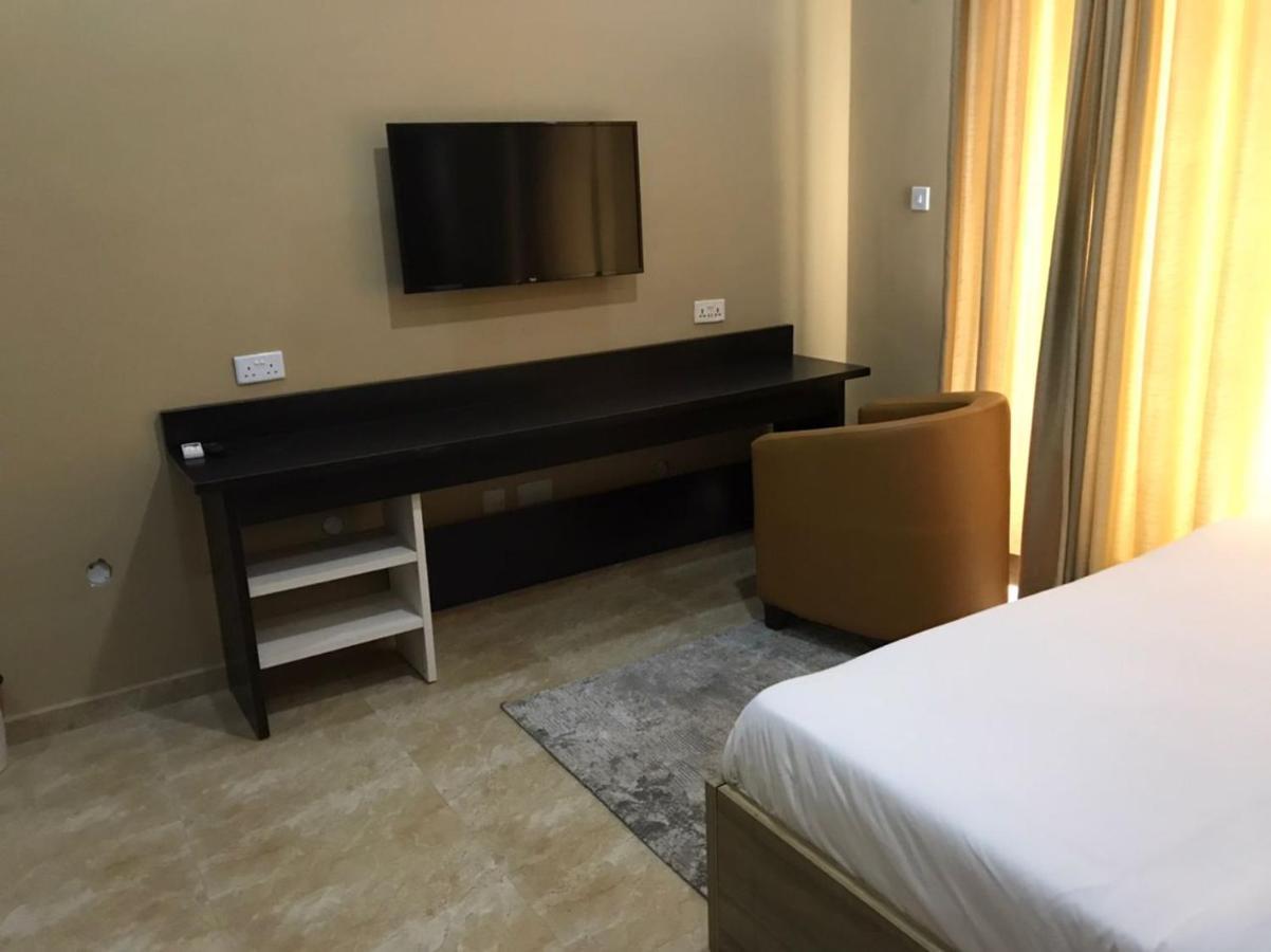 Hotel Capitol Икея Экстерьер фото