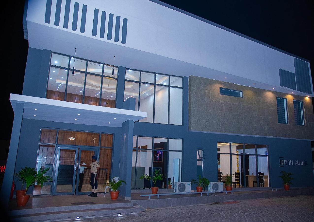 Hotel Capitol Икея Экстерьер фото