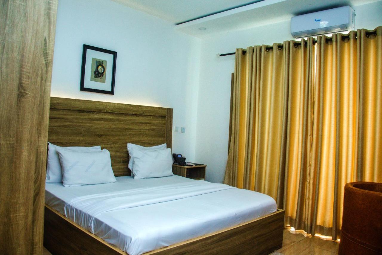 Hotel Capitol Икея Экстерьер фото