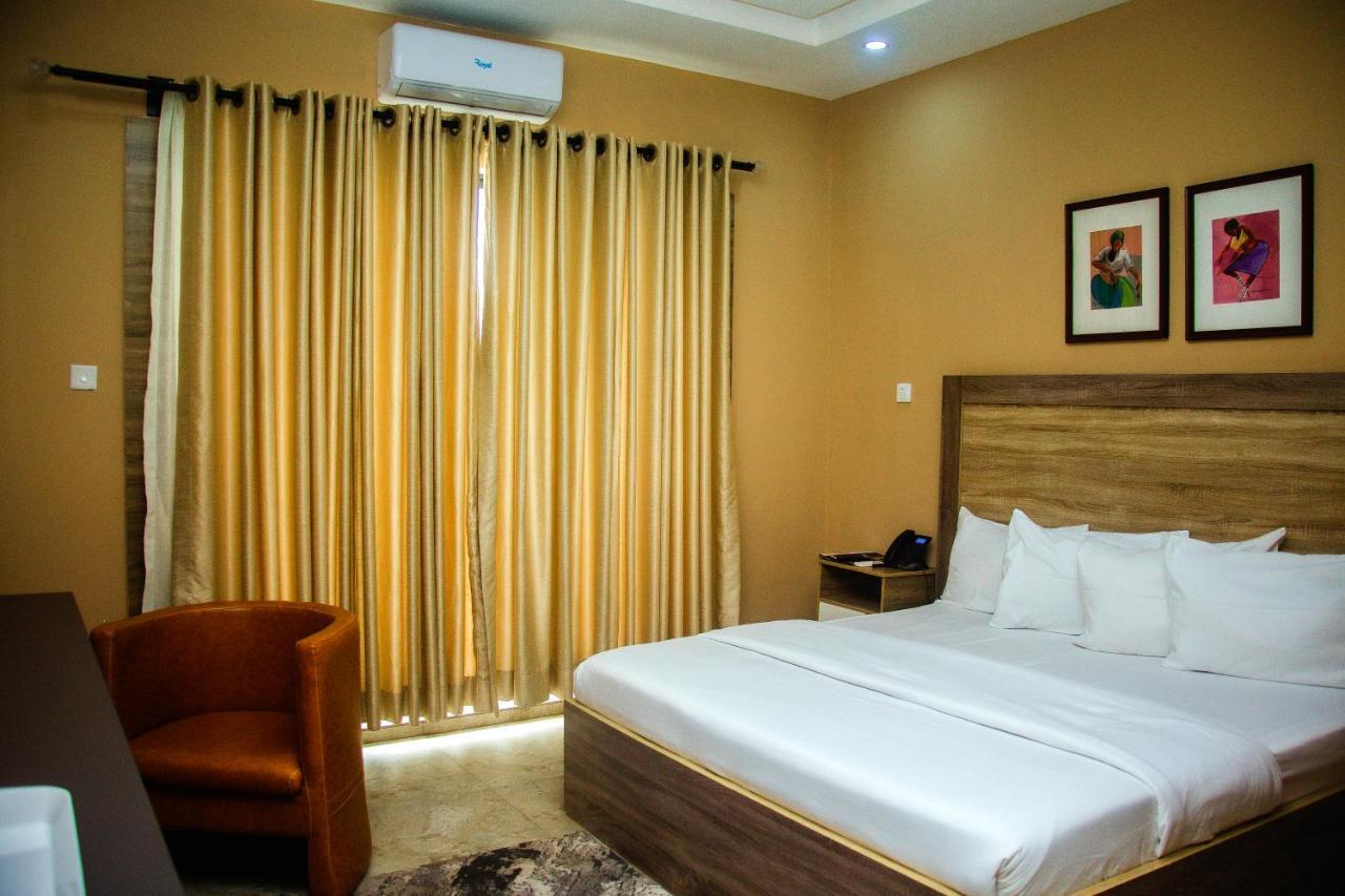 Hotel Capitol Икея Экстерьер фото