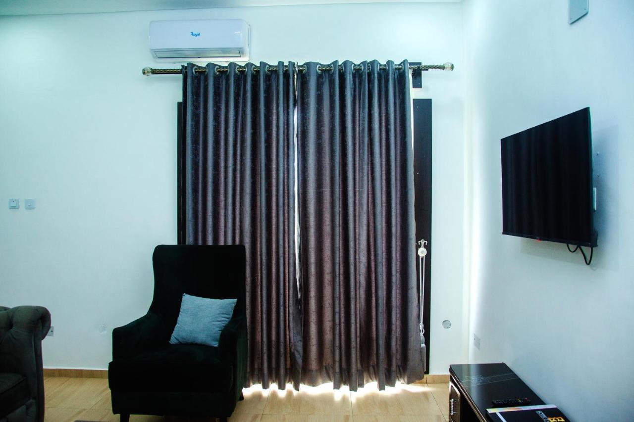 Hotel Capitol Икея Экстерьер фото